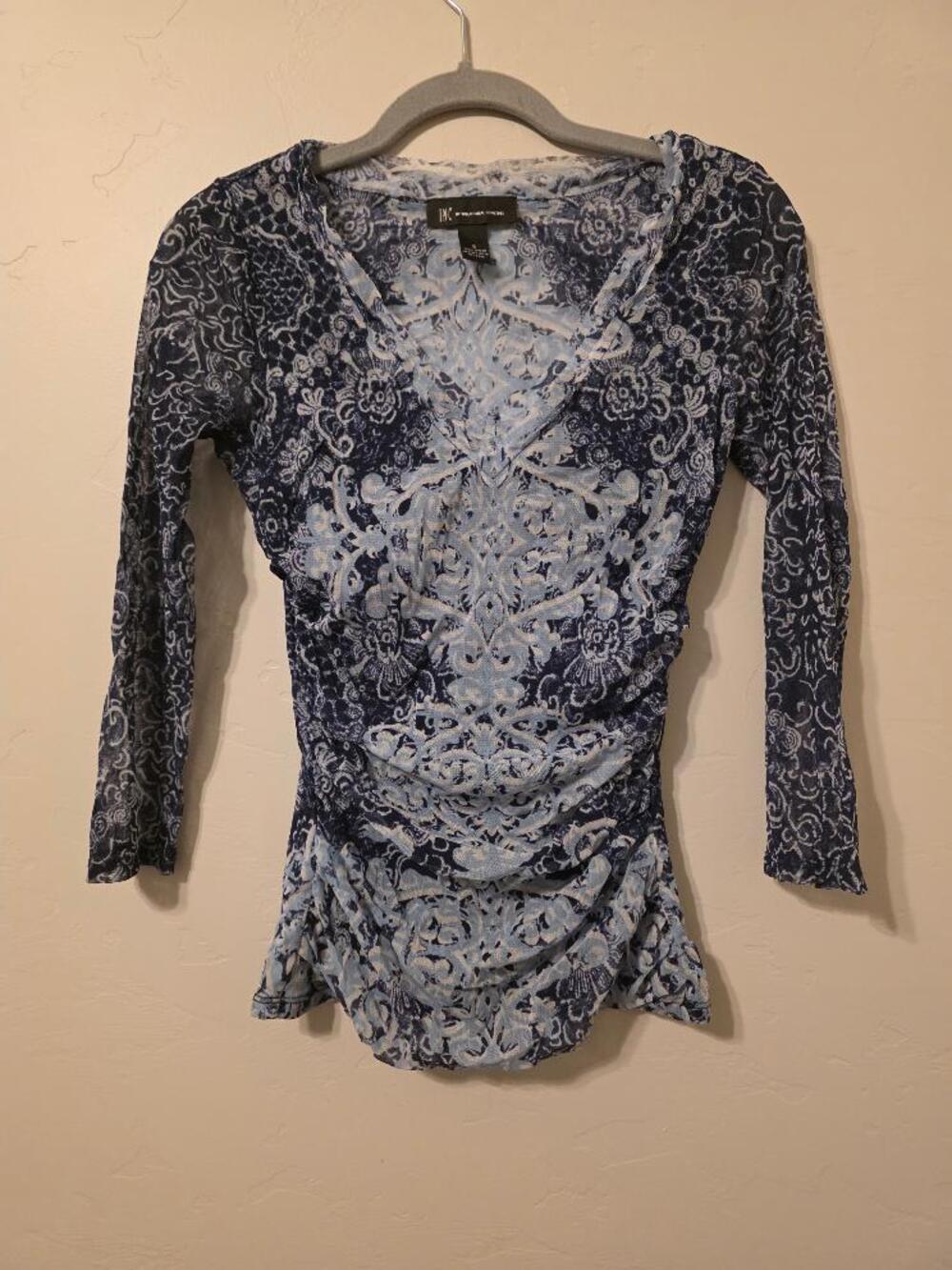 International Concepts Small Blue Mesh Printed Top Y2K Ruched Sides 3/4 Sleeve